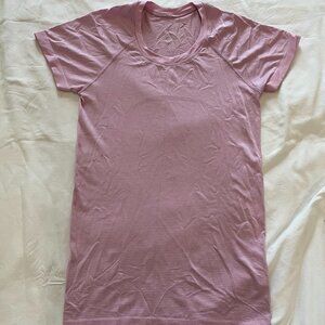 Swiftly Tech Short-Sleeve Shirt 2.0 Hip Length